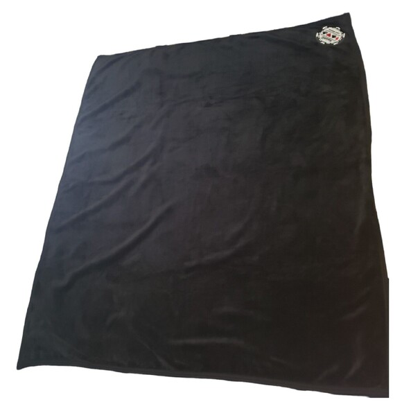 Fleece Throw Blanket Harrahs Las Vegas Black w Logo 100% Polyester 58x49 inches - Picture 2 of 8